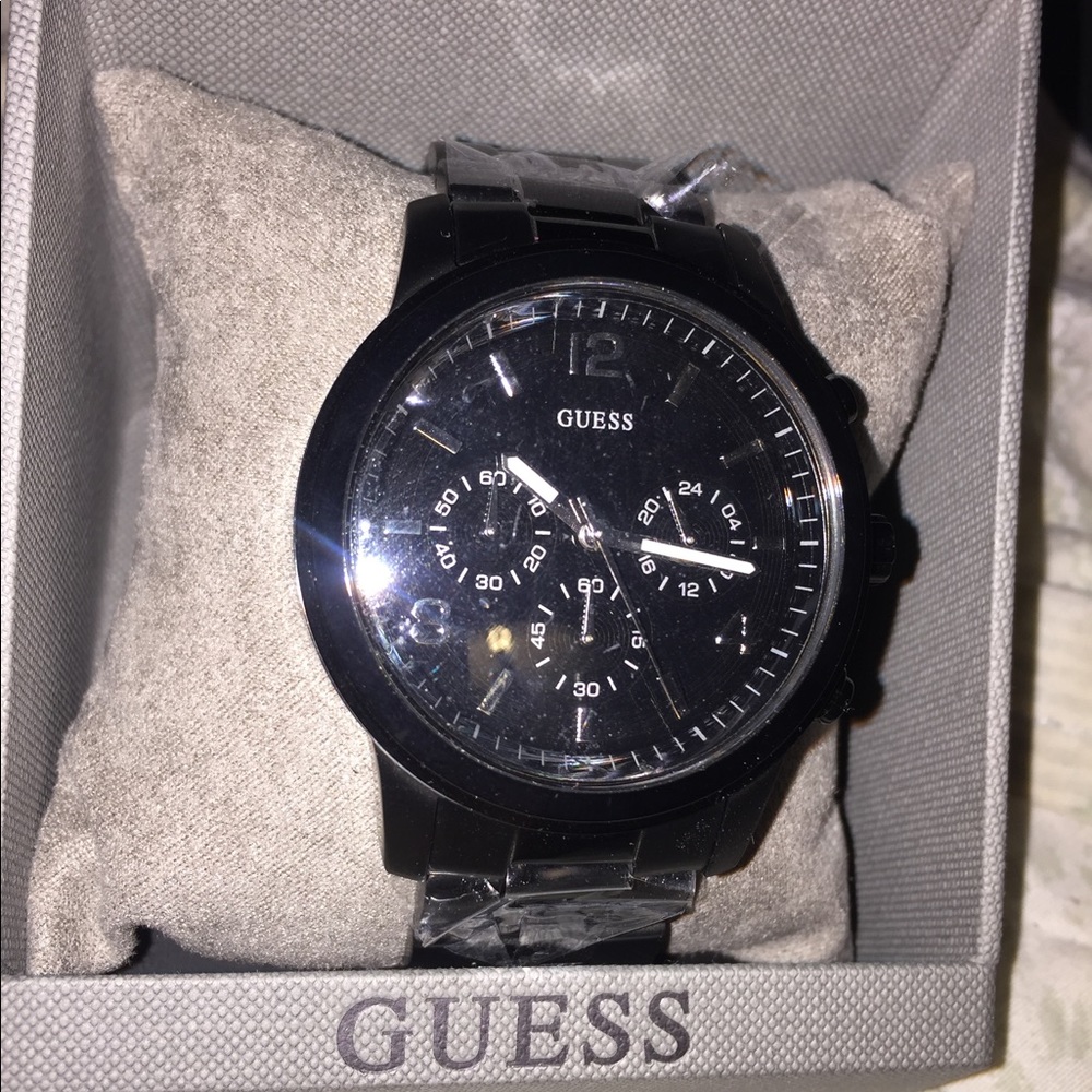 Guess Watch
